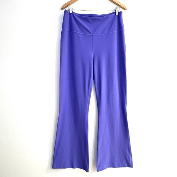 Lululemon Groove Super High-Rise Flared Pant Nulu Purple Size 14 - Picture 2 of 13